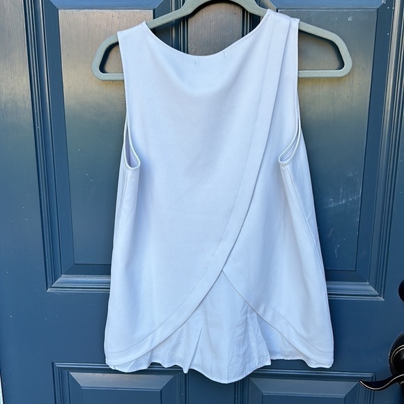 Banana Republic Gray Sleeveless Shell Top - Picture 5 of 6